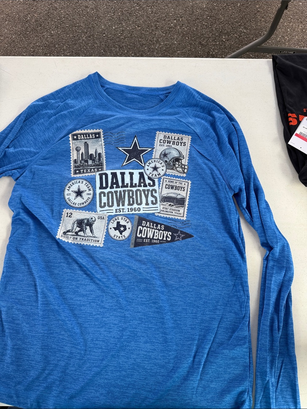 NFL Dallas Cowboys Men’s Long-Sleeve Blue Graphic Tee